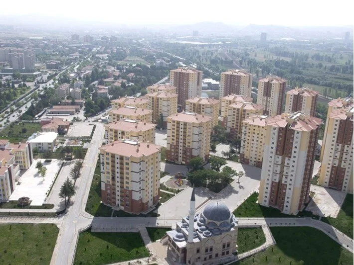 500 bin konut projesinde fiyatlar belli oldu. Bölgede oturmayan kuraya katılmayacak