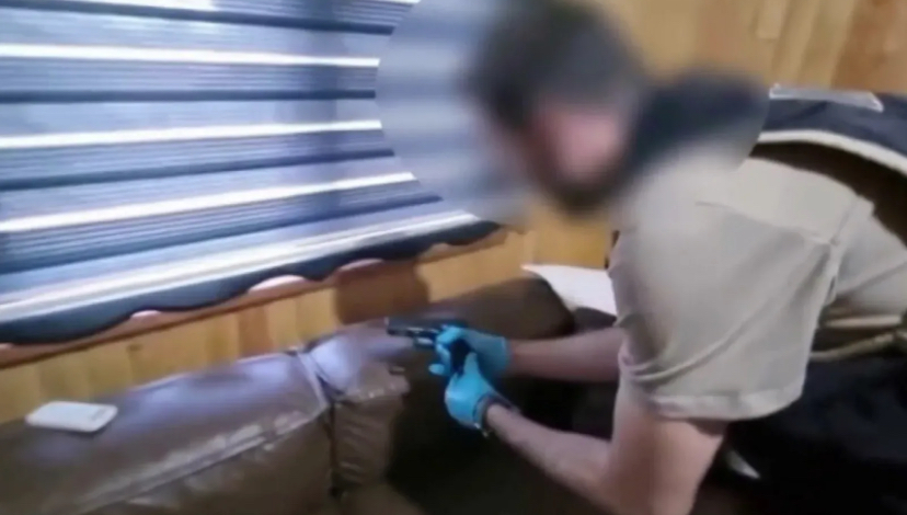 Firariler bungalovda yakalandı