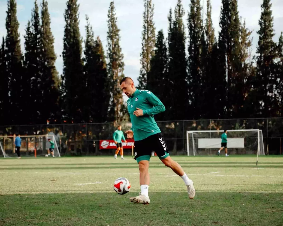 Sakaryaspor Adana Demirspor Maçı Hazırlıklarını Sürdürüyor