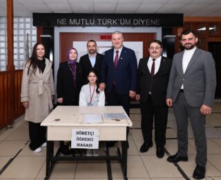 Erdoğan ve Çelik’ten Öğretmenler Günü’nde Anlamlı Ziyaret