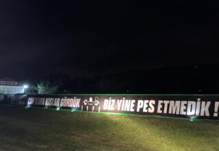 Sakaryaspor Taraftarı Tatangalar’dan Rüstemler’de Anlamlı Mesaj