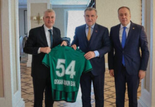 Kıratlı ve Kaya’dan Bakan Bak’a ziyaret; Tesisler için destek istendi