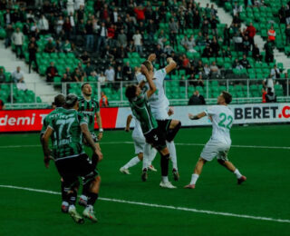 Sakaryaspor: 2 – Serik Belediyespor: 3