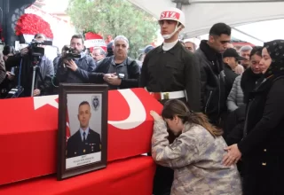 Şehit Astsubay Başçavuş Akın Karakuş, Sakarya’da son yolculuğuna uğurlandı