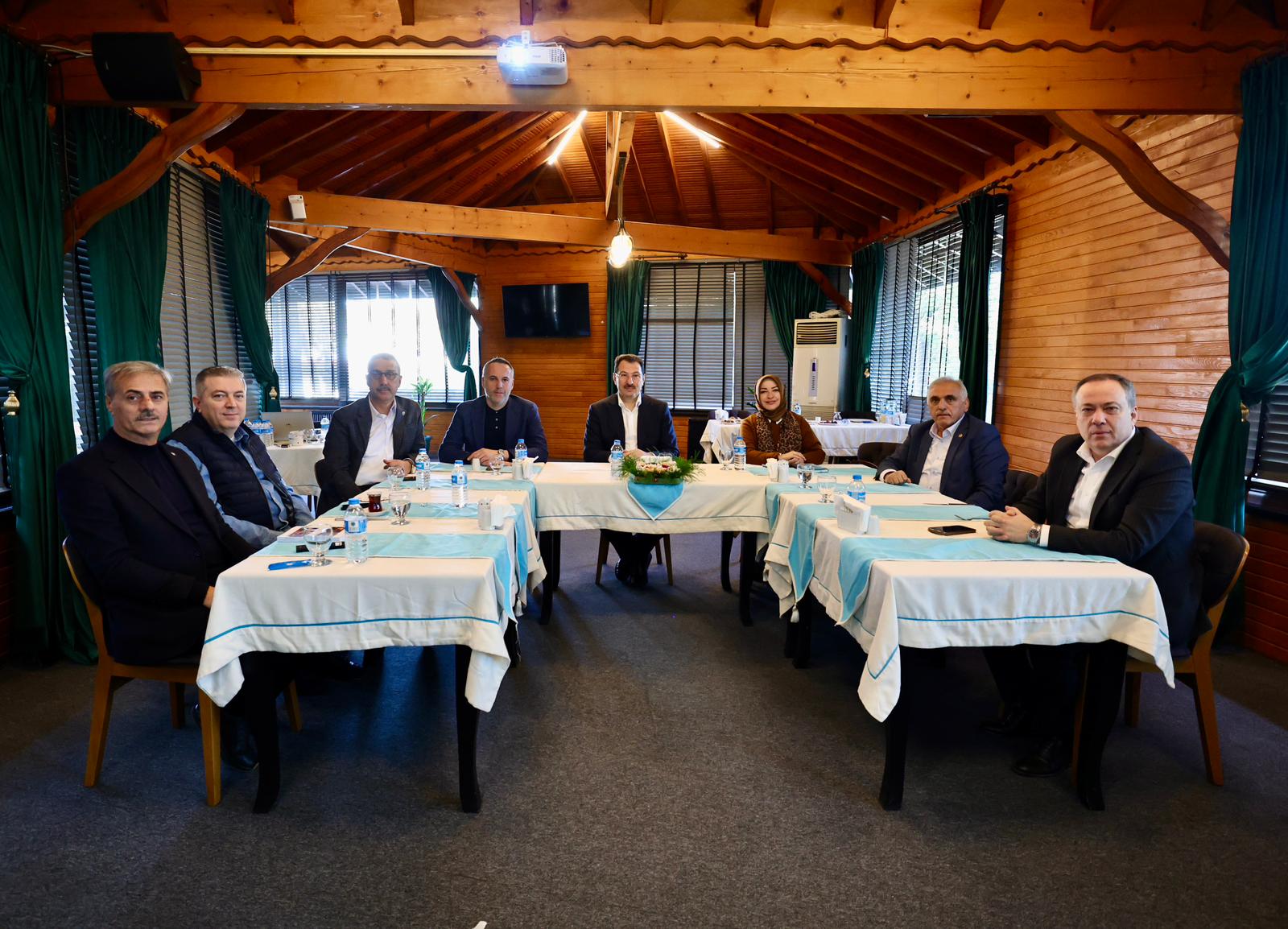 AK Parti’den Sakarya Yatırımları İçin Kritik Toplantı