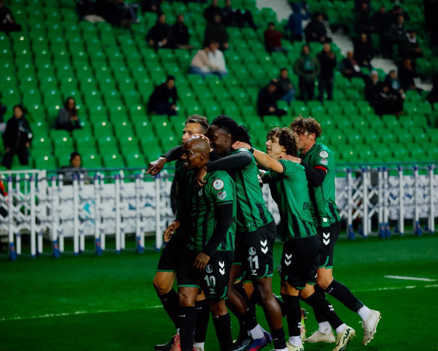 Sakaryaspor 3 Puanı 3 Golle Aldı