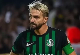 Sakaryaspor’da Caner Erkin Krizi: Ayrılık Kapıda