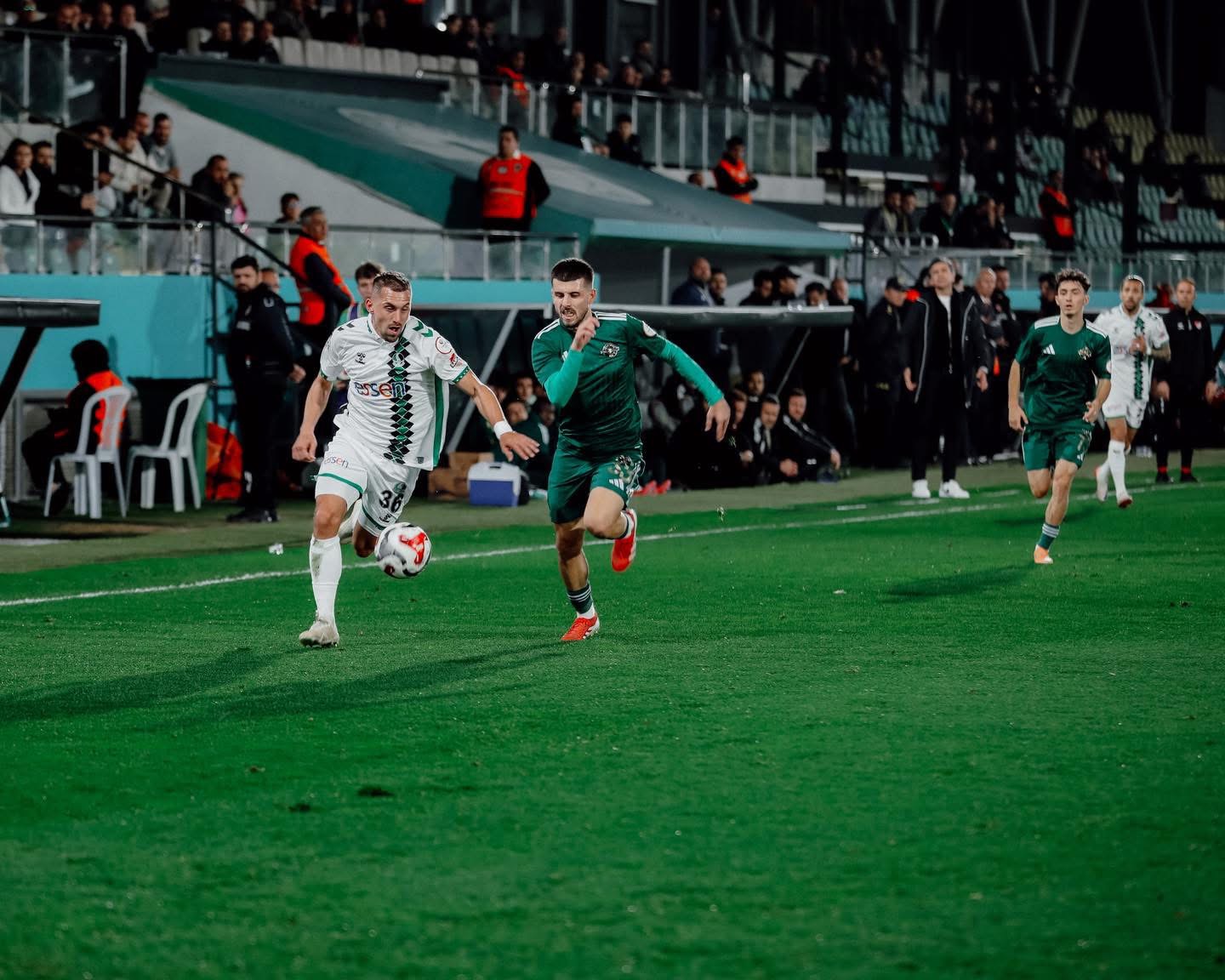 Kan Kaybetmeye Devam Ediyoruz