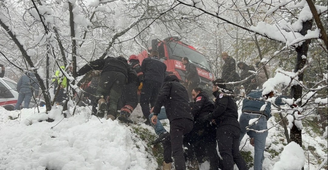 Kar kazası: 3 yaralı