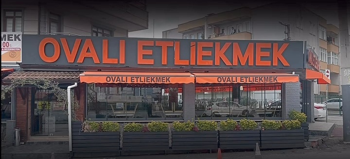 Ovalık Etliekmek’in 14. Şubesi Serdivan’da Açıldı! Açılışa Özel Kampanyalar Dikkat Çekiyor