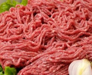 Aynı firma, aynı skandal: Dana sucukta yine at eti