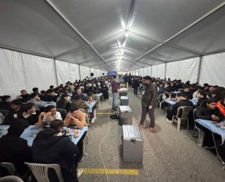 Sakarya’da farklı renk ve coğrafyadan binler aynı sofrada oruç açıyor