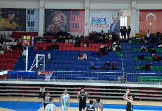 Parkede nefes kesen galibiyet: Büyükşehir Basketbol Play-Off’ta!