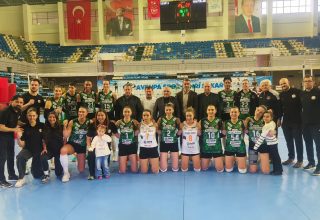 Sakarya Voleybol’un Sultanları Zirveye Koşuyo