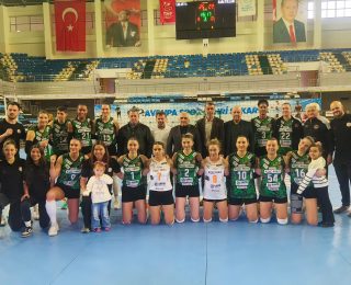 Sakarya Voleybol’un Sultanları Zirveye Koşuyo