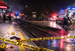 Sakarya Arifiye Adaray Durağında Silahlı Dehşet: 1 Ölü 1 Ağır Yaralı