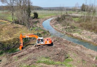 Büyükşehir, 16 ilçede kapsamlı drenaj ve kanal temizliği başlattı