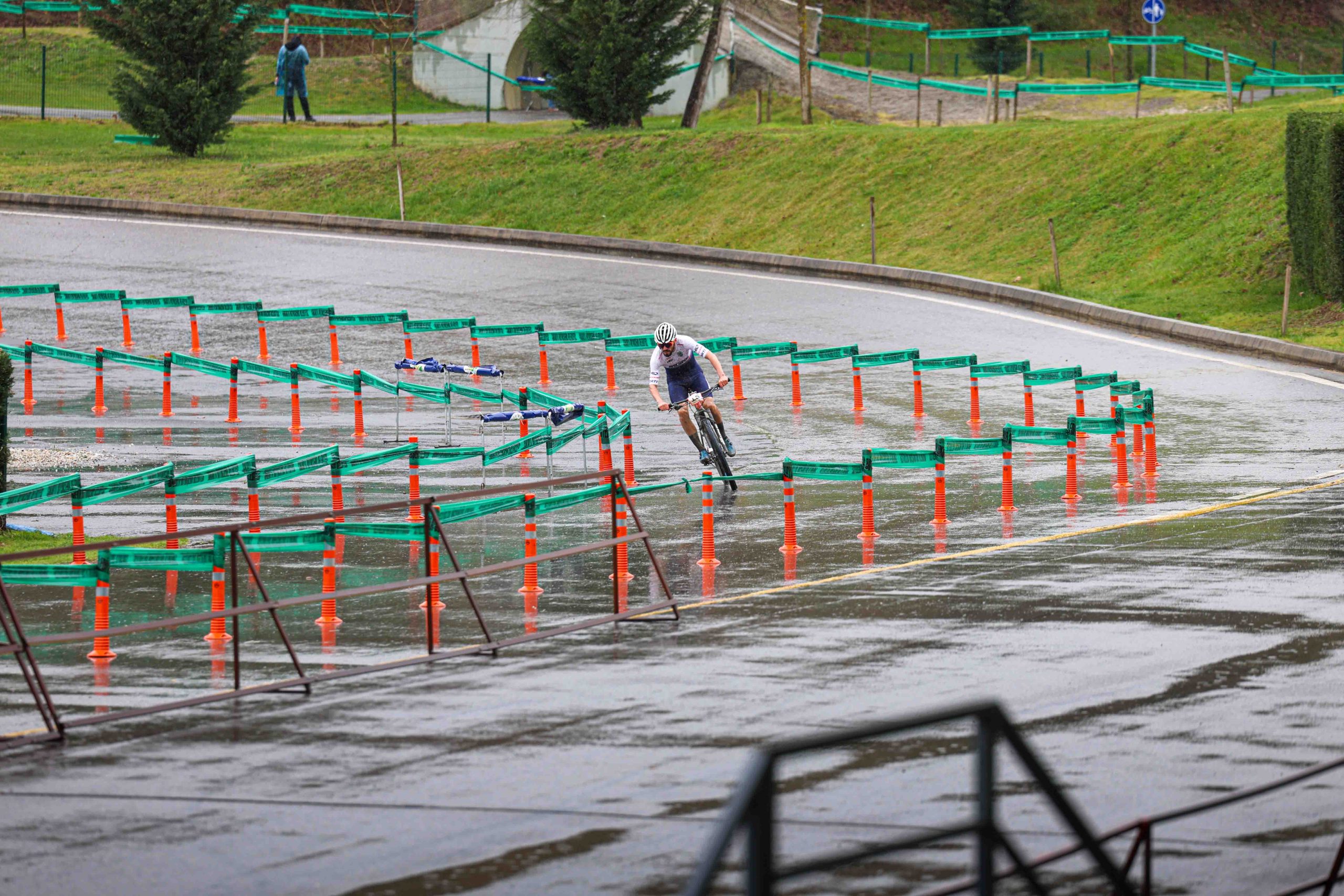 Büyükşehir’in iki sporcusu Dünya Şampiyonası’nda Milli formayla pedal çevirecek