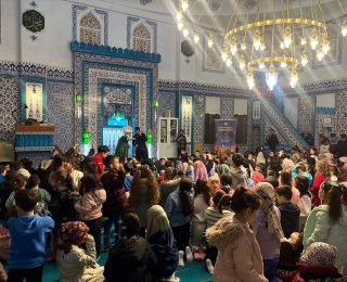 Büyükşehir, 16 ilçede 6 bin çocuğu Ramazan sevinciyle buluşturdu