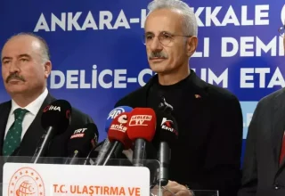 Bakan Uraloğlu’ndan ‘Süper Hızlı Tren’ müjdesi: Süre 80 dakikaya düşüyor