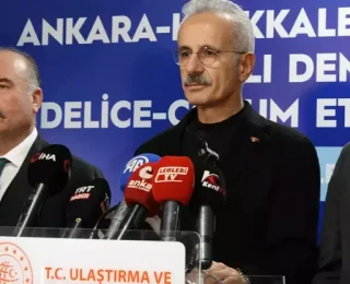 Bakan Uraloğlu’ndan ‘Süper Hızlı Tren’ müjdesi: Süre 80 dakikaya düşüyor