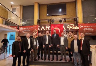 Türkiye Yüzyılı Partisi Sakarya Teşkilatı İftarda Buluştu: Birlik ve Beraberlik Vurgusu