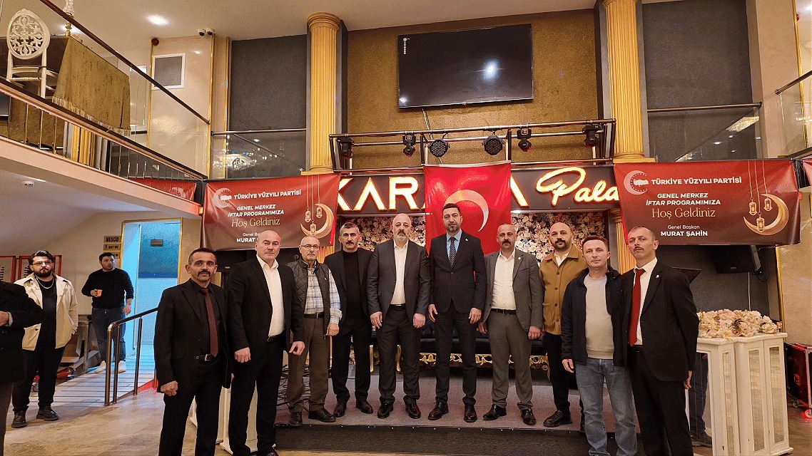 Türkiye Yüzyılı Partisi Sakarya Teşkilatı İftarda Buluştu: Birlik ve Beraberlik Vurgusu