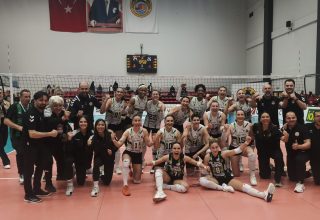 Sakarya Sultanları Fırtına Gibi Başladı: PTT’yi 3-1 Geçtik, Hedef Final!