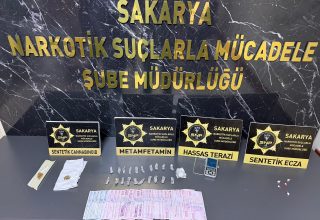 Adapazarı’nda Uyuşturucu Evi Operasyonu: 3 Tutuklamak