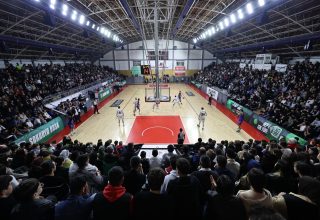 Büyükşehir basketbol yarı final serisine galibiyetle başladı