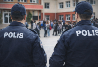 Okullarda Güvenlik Alarmı: Türkiye Genelinde Polis Görevlendirildi