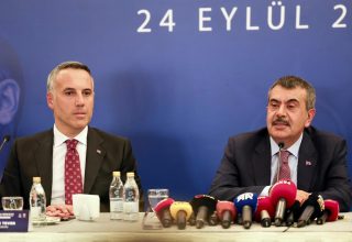 AK Parti Sakarya’dan Bakan Tekin’e Destek Mesajı