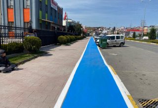 Büyükşehir’den Erenler’de bisiklet yollarına güvenli dokunuş