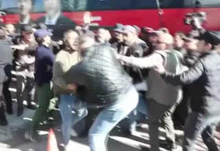 CHP genel merkezinde tahliye gerginliği