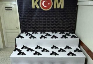 Sakarya merkezli operasyonda 44 kaçak tabanca ele geçirildi: 2 tutuklama