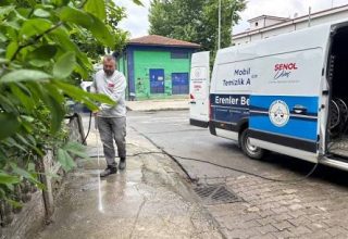 Erenler Belediyesi 33 Mahalleyi Bayrama Hazırladı