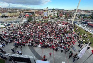 Erenler’de Dev Ekranda Milli Heyecan