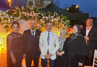 Başkan Dinç, Mesai Arkadaşı Ahmet Özdemir’in Mutlu Gününe Ortak Oldu