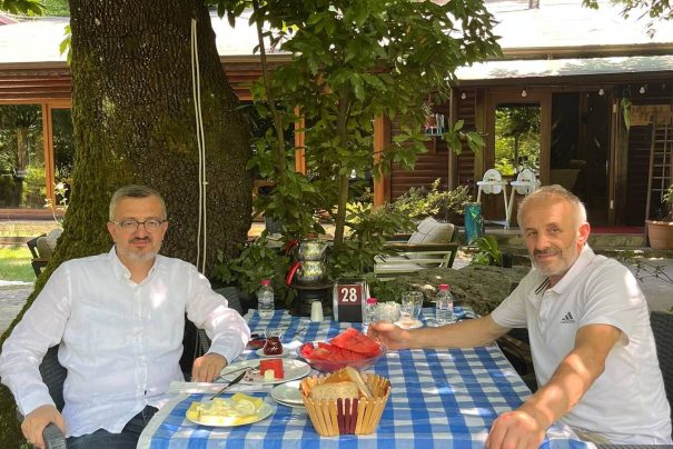 Cumhurbaşkanlığı İletişim Başkanı Duran’dan Sapanca’da dost ziyareti