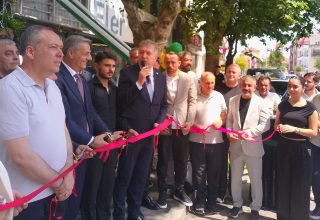 Adapazarı’nda Rüya Çiçek Evi Görkemli Bir Törenle Hizmete Açıldı