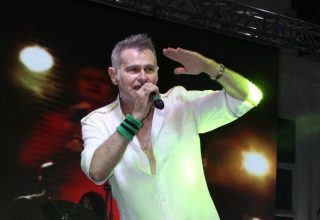 Akif YENER, Erenler’de binlerce hayranıyla buluştu