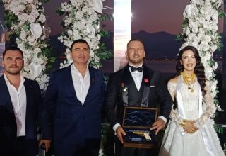 Haluk Bal ve Nur Sema Özdemir görkemli düğünle dünyaevine girdi