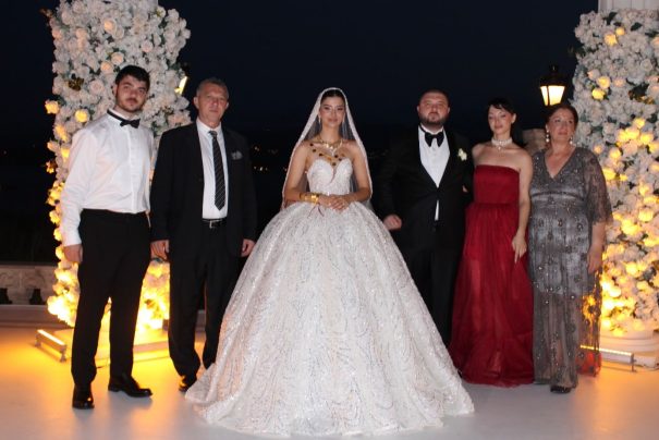 Büyükakalın ve Akşahin ailelerinin mutlu günü