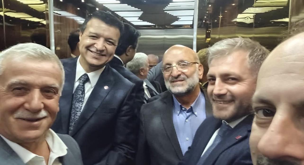 Erenler Saadet Partisi’nde Bayrak Değişimi: Ramazan Özer Göreve Getirildi