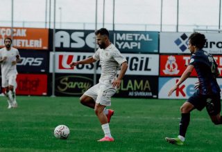 Trabzonlu Spikerin Maç Anlatımı Sakaryaspor Taraftarını Kızdırdı!