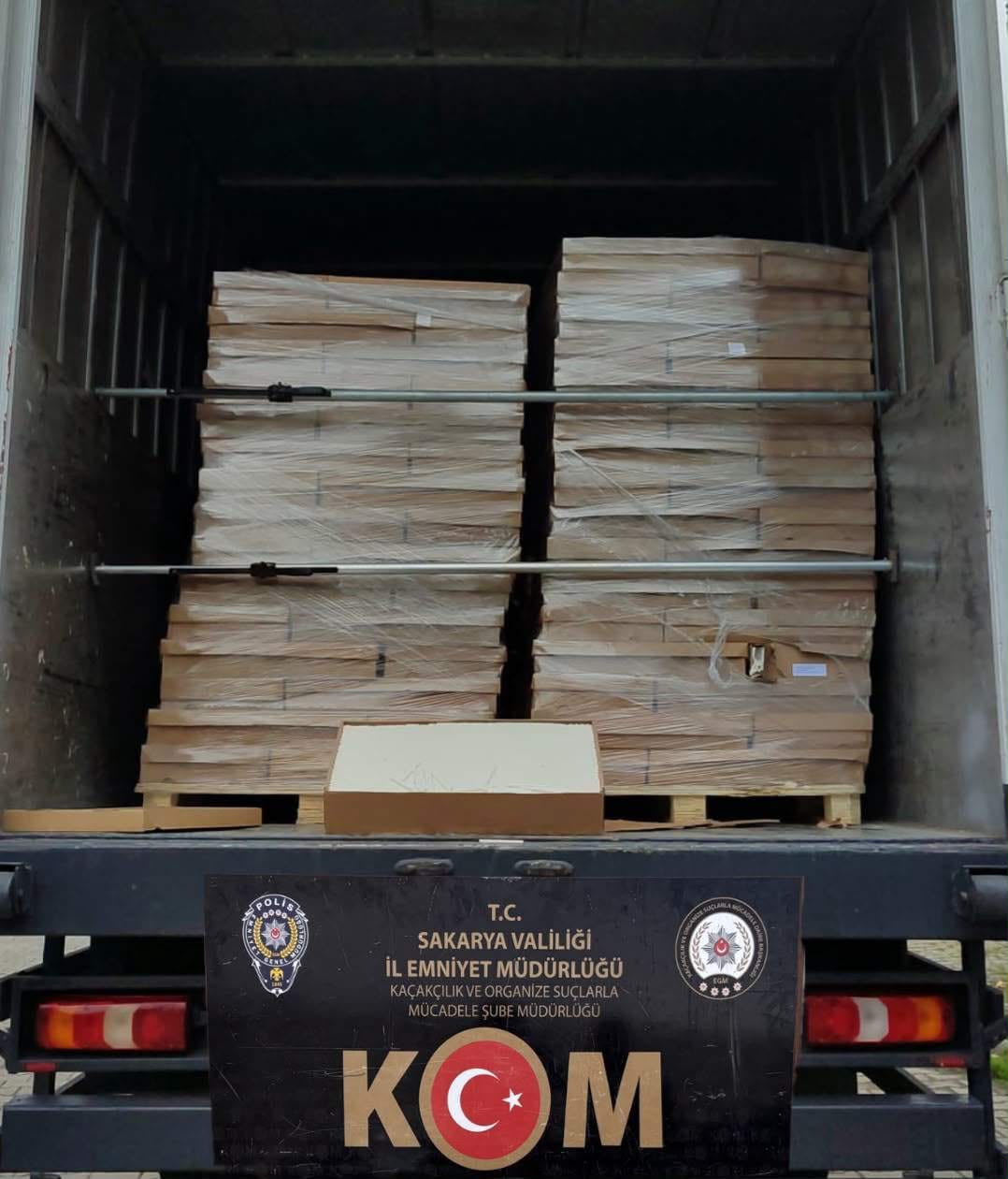 Sakarya’da 3 Milyon 72 Bin Sigara Filtresi Ele Geçirildi!