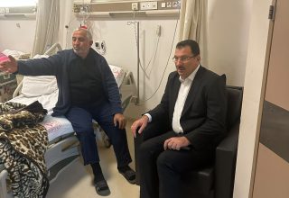 Yunus Özçelik ameliyata alındı; Sevenleri dua ve destek için bir araya geldi