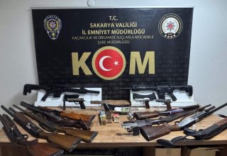Sakarya’da “Sokaklar Güvende” Operasyonu: Çok Sayıda Silah ve Kaçak Ürün Ele Geçirildi